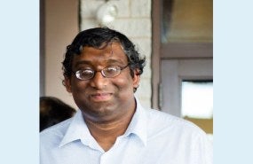 Headshot Srinivas Anne