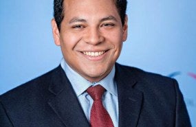Cris Ramon headshot