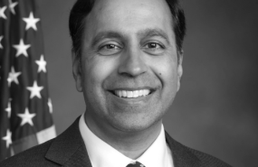 Black and white headshot of Raja Krishnamoorthi