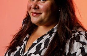 Headshot of Ellie Bahrmasel.