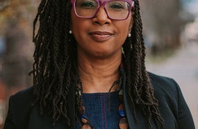 Nicole Robinson headshot
