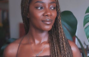 Joycelyn Longdon headshot