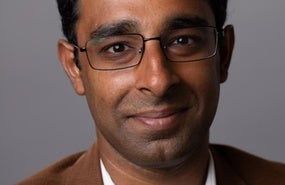Avinash Paliwal Headshot