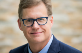 Headshot of Andres Martinez