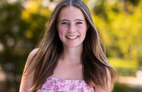 Alexia Conine headshot