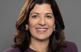 Leslie Vinjamuri headshot