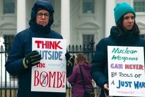 Anti-nuclear war protestors outside of the White House.