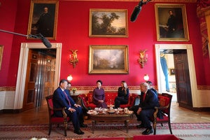 President Donald Trump, from right, and first lady Melania Trump attend a tea with China's President Xi Jinping, from left, and his wife Peng Liyuan in the Red Room of the White House, Friday, Sept. 25, 2026, in Washington.