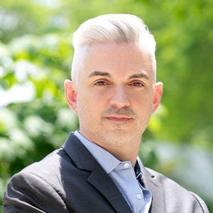 Matthew Porter headshot