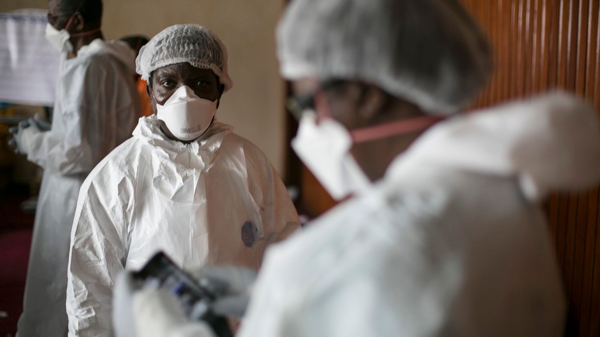Paul Farmer on Ebola’s Lessons for COVID-19 | Chicago Council on Global Affairs