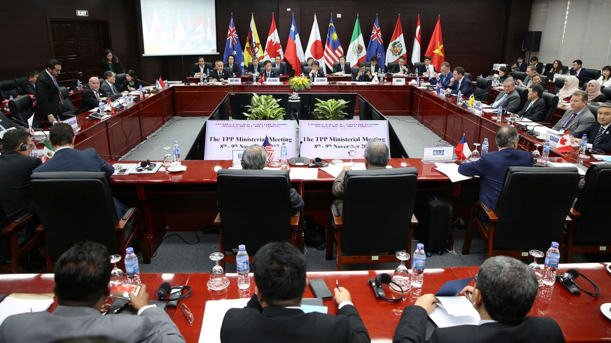 Trade ministers and delegates from the remaining members of the Trans Pacific Partnership (TPP) attend the TPP Ministerial Meeting during the APEC 2017
