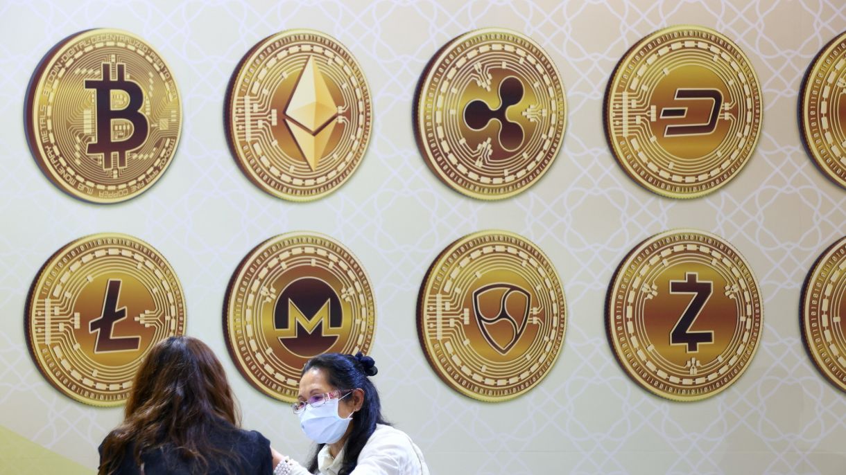 Cryptocurrencies, Geopolitics, & the Future of Money | Chicago Council on Global Affairs