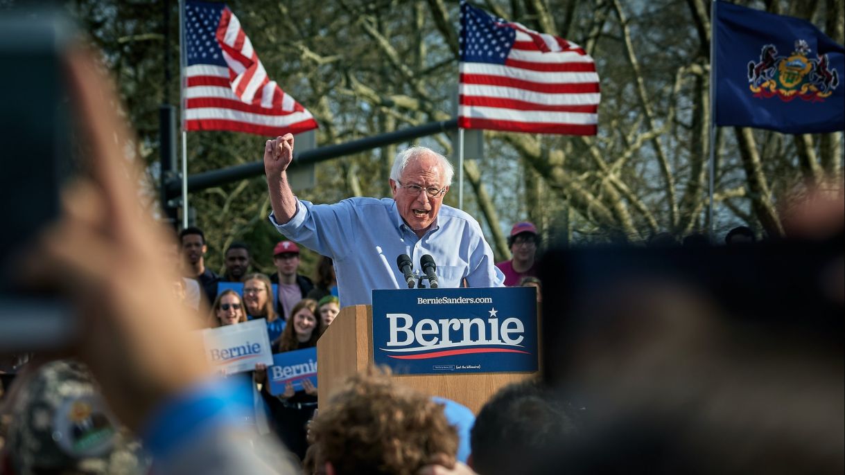 Core Sanders Supporters' Economic Pessimism | Chicago Council on Global Affairs