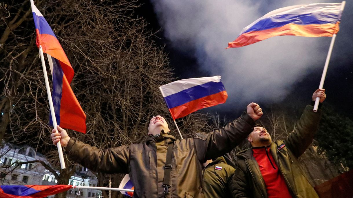 Russian Public Accepts Putin's Spin on Ukraine Conflict | Chicago Council on Global Affairs