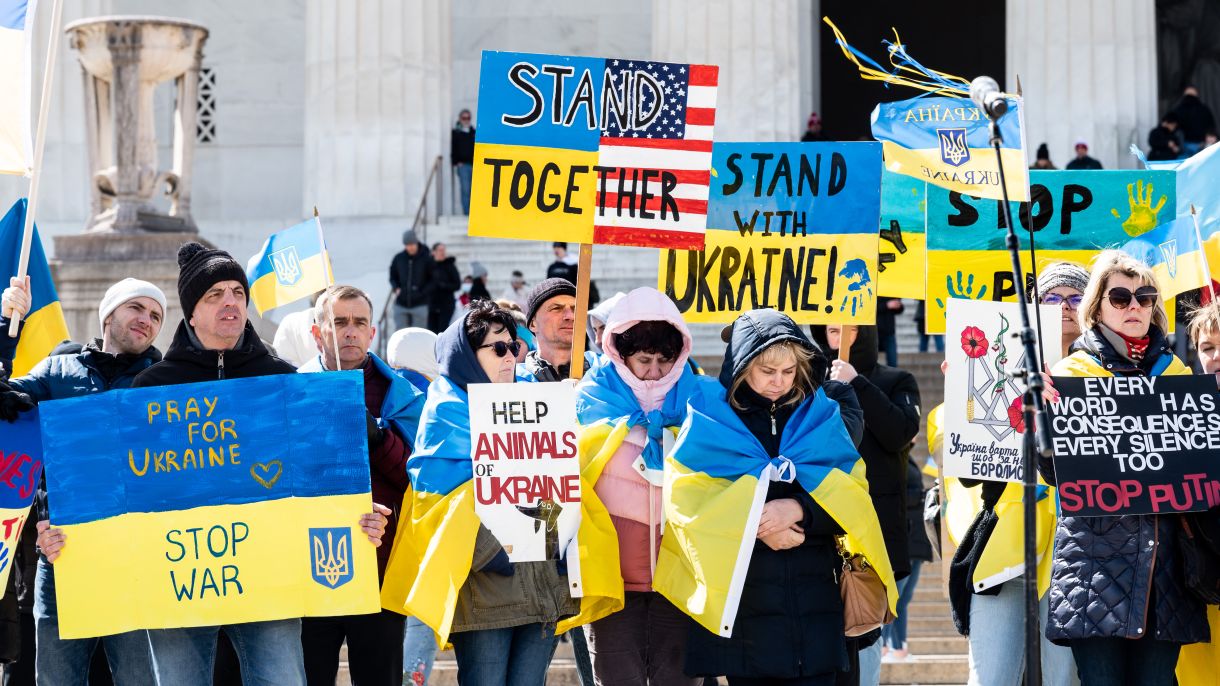 Americans Support Ukraine "As Long As It Takes" | Chicago Council on Global Affairs