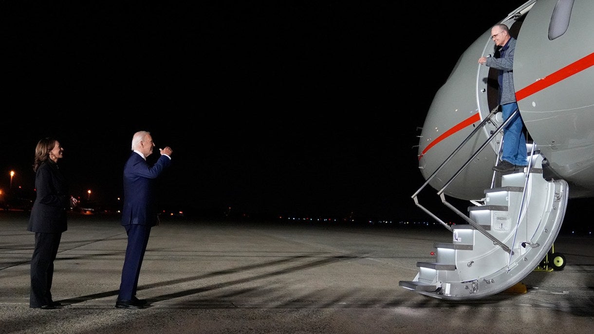 US-Russia Prisoner Swap, Israel Strikes Iran and Lebanon, Venezuela's Election Fallout | Chicago Council on Global Affairs