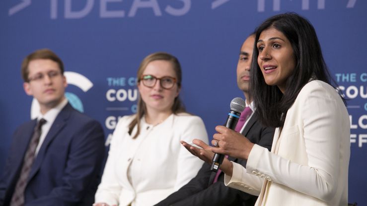 A member of the Emerging Leaders program present during a Council event