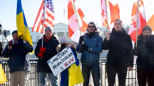 Demonstrators gather in front of the White House on January 29, 2022 to protest against Russian military aggression towards Ukraine and to ask the Biden administration for tougher sanctions and military aid to Ukraine