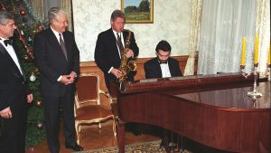 President Bill Clinton plays the tenor saxophone for Russian President Boris Yeltsin