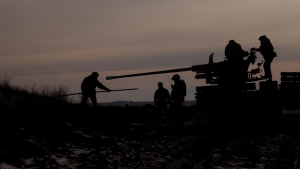 Ukrainian soldiers fire an anti-aircraft weapon in Bakhmut on January 10, 2023.